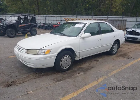 1998 Toyota Camry Le from USA, damaged, VIN JT2BG22K3W0254060